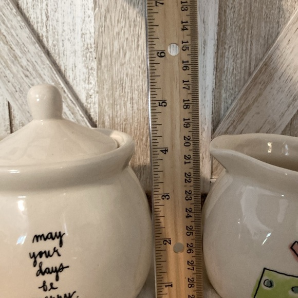 Rae Dunn 2018 Christmas Merry & Give Cream and Sugar Set - Picture 7 of 8